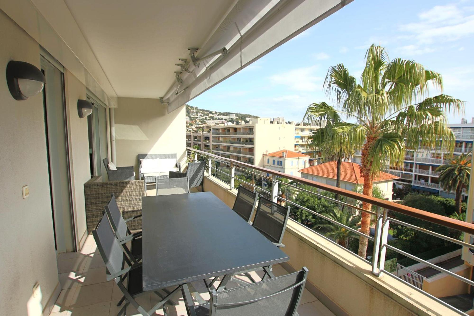 Fully Equipped Apartment With Large Terrace Lounge Area Cannes Eksteriør bilde